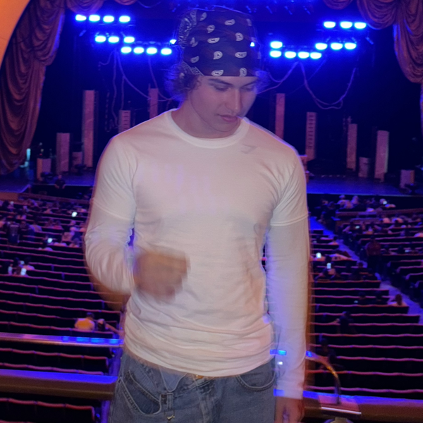 Crxslive at a live event
